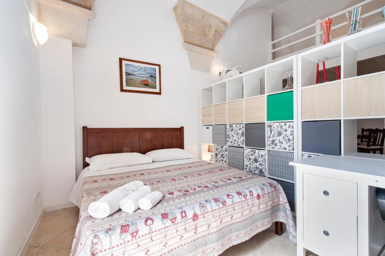 Mesagnesi 6 - Loft Centro Storico Sit Apartment Lecce Exterior photo